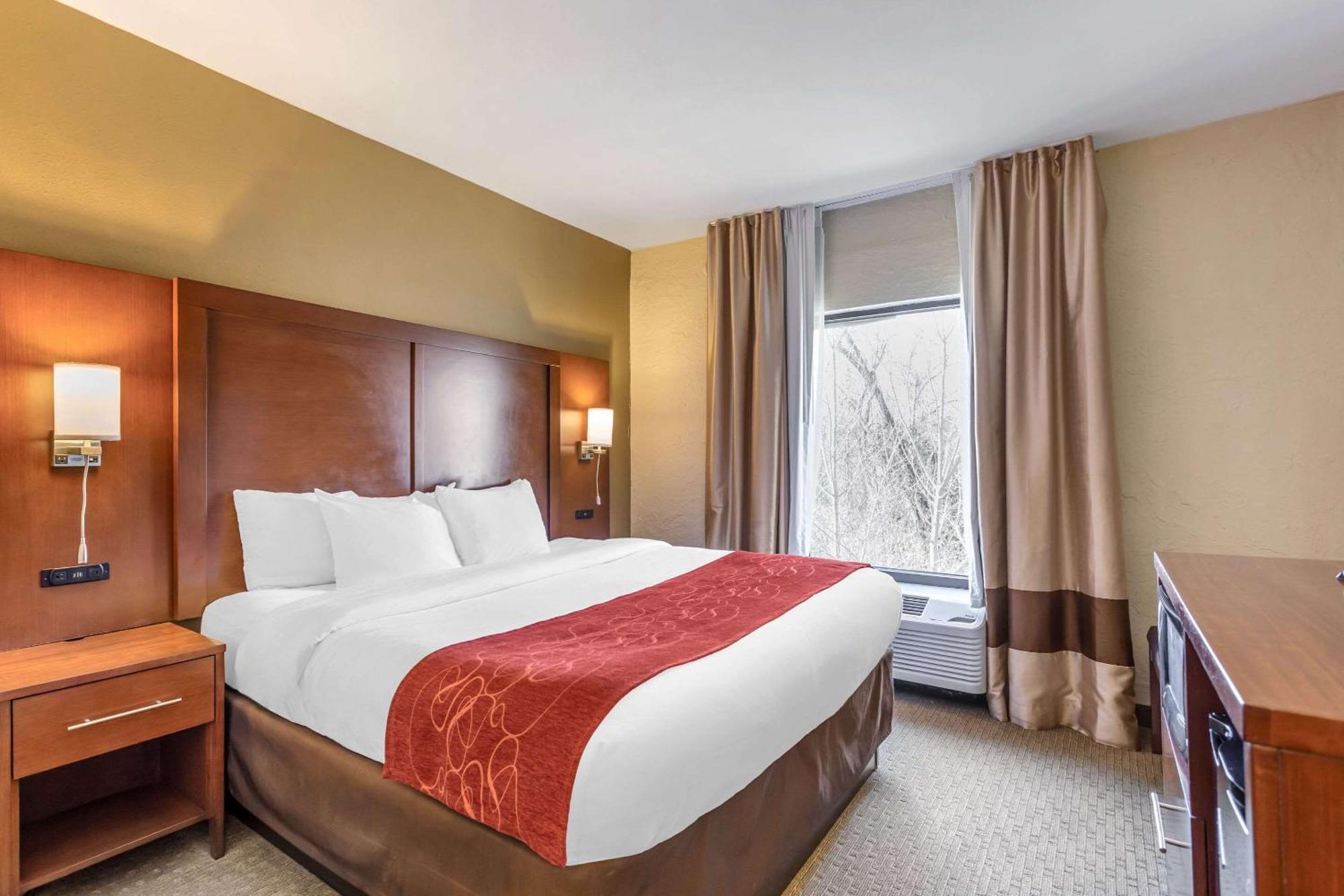 Comfort Suites South Point - Huntington Extérieur photo